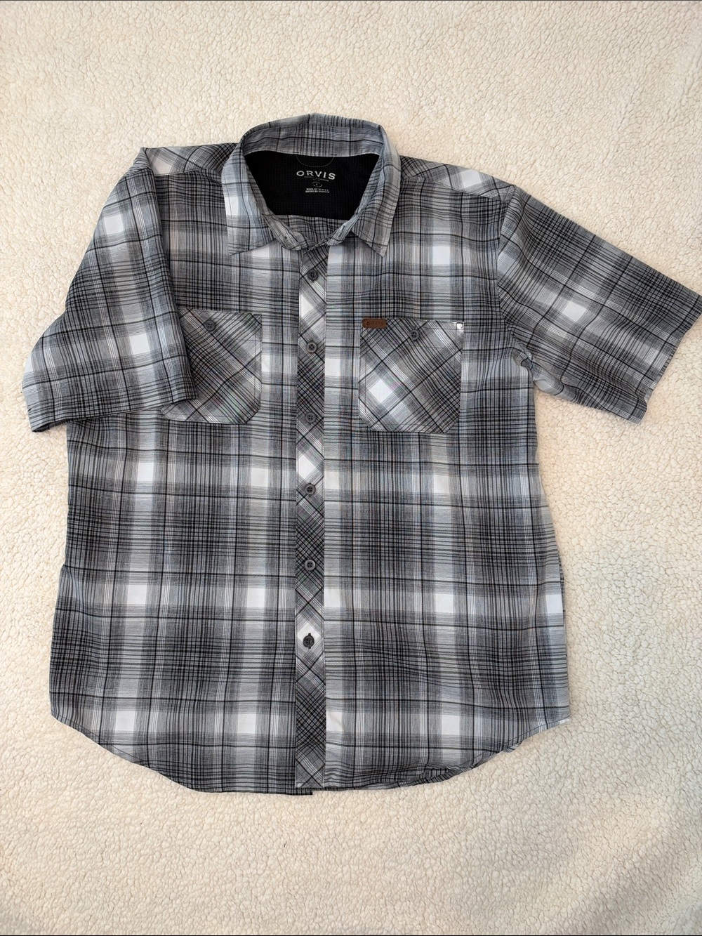Orvis Men's Short-Sleeve Black and Gray Plaid Button-Down Shirt